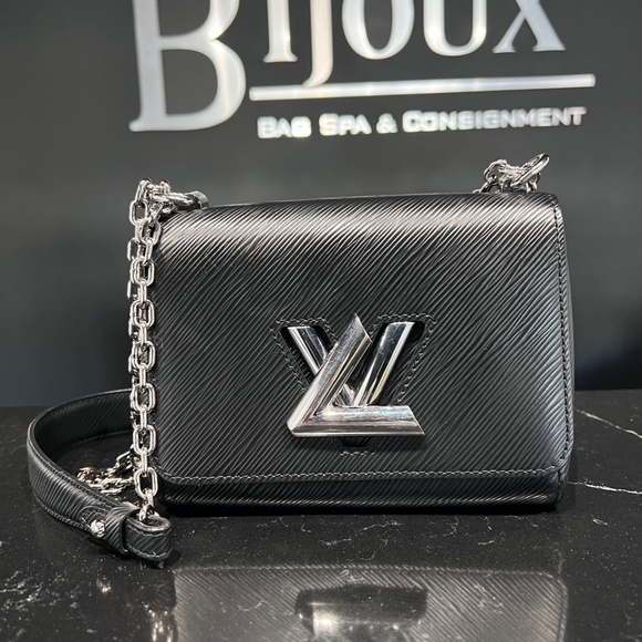 Louis Vuitton Twist PM - Picture 4 of 12